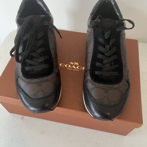 Coach Women's Sneakers in Black and Brown